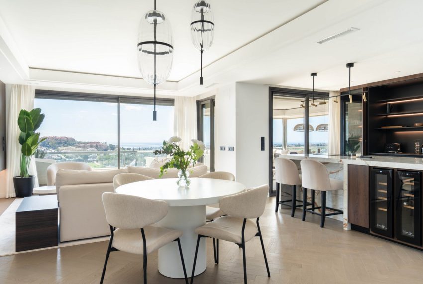 R4987417-Apartment-For-Sale-Nueva-Andalucia-Penthouse-Duplex-3-Beds-395-Built
