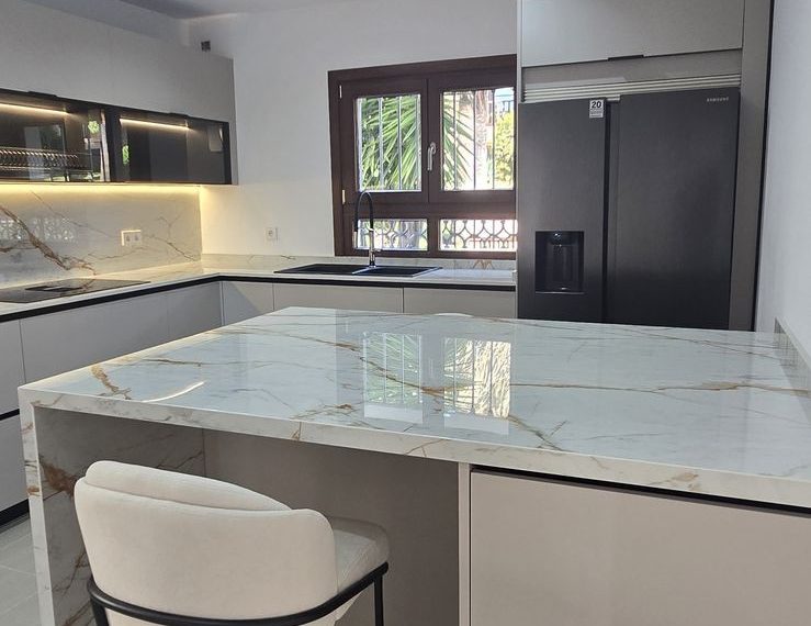 R4989847-Villa-For-Sale-The-Golden-Mile-Detached-6-Beds-497-Built-16