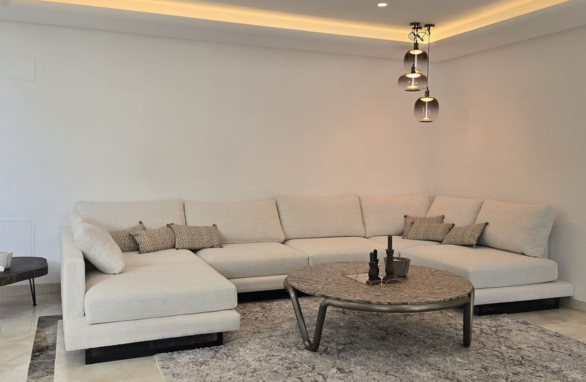 R4989847-Villa-For-Sale-The-Golden-Mile-Detached-6-Beds-497-Built-5