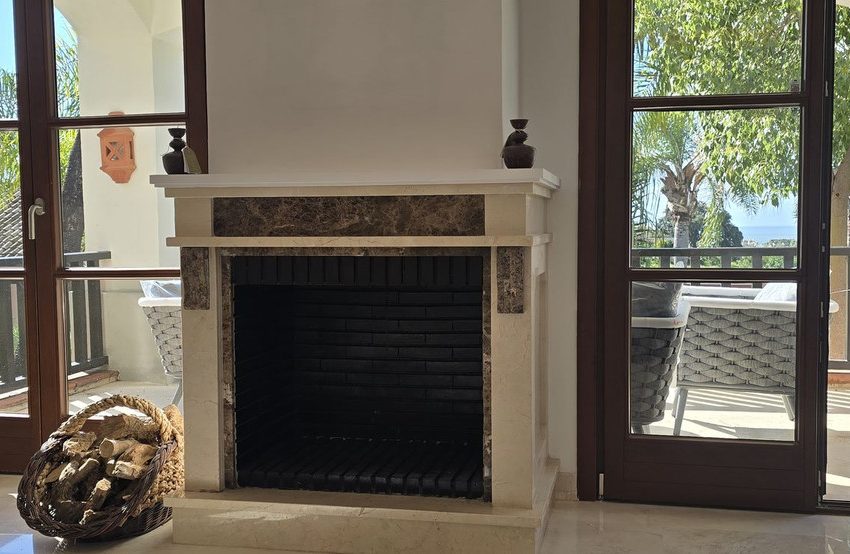 R4989847-Villa-For-Sale-The-Golden-Mile-Detached-6-Beds-497-Built-8