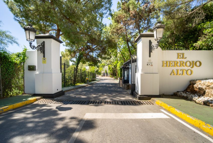 R5005795-Villa-For-Sale-Benahavis-Detached-5-Beds-492-Built-1