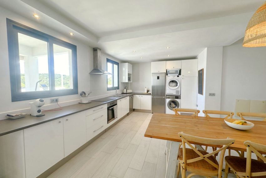 R5016007-Apartment-For-Sale-Estepona-Penthouse-3-Beds-141-Built-4