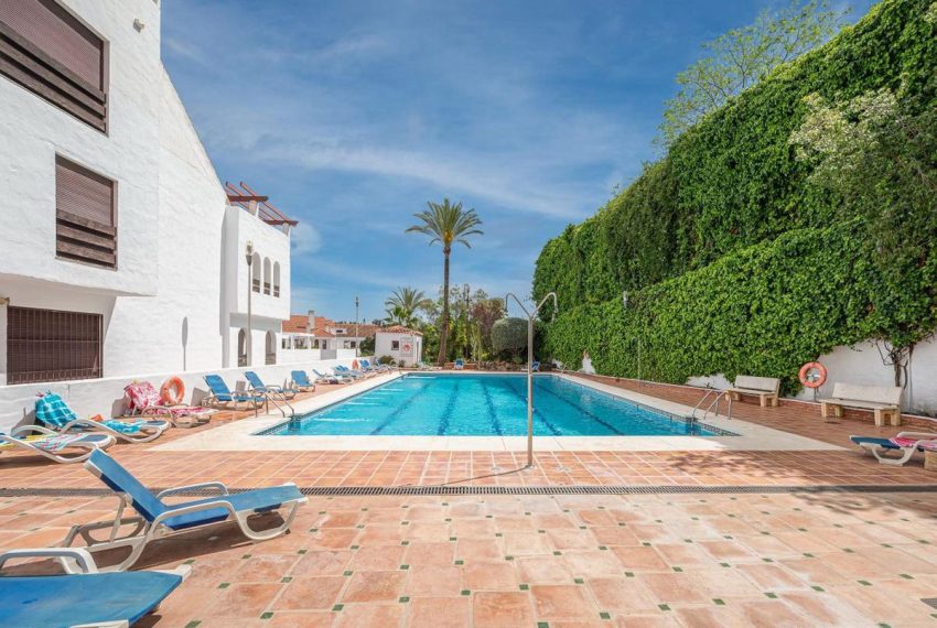 R5020390-Apartment-For-Sale-Nueva-Andalucia-Ground-Floor-3-Beds-114-Built