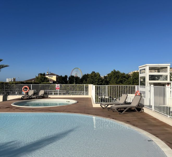 R5020504-Image 1-Penthouse - 3 Beds - 104 Built