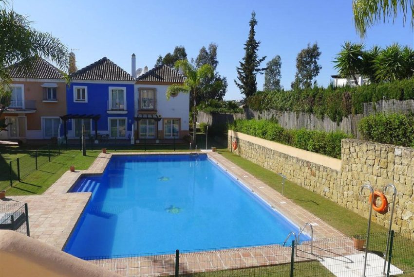 R5021161-Townhouse-For-Sale-Aloha-Terraced-2-Beds-159-Built-1