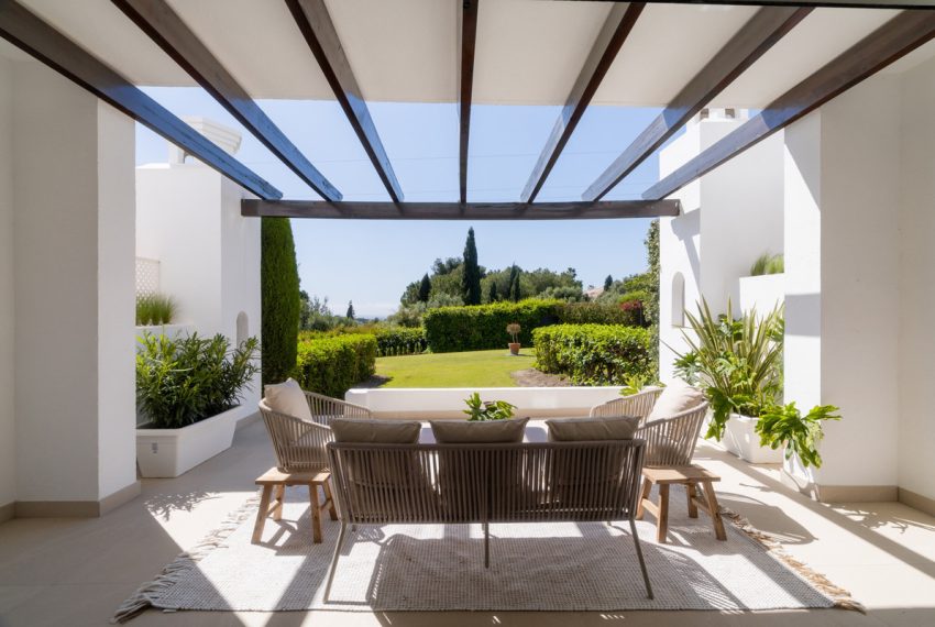 R5021617-Townhouse-For-Sale-Nueva-Andalucia-Terraced-4-Beds-385-Built-17