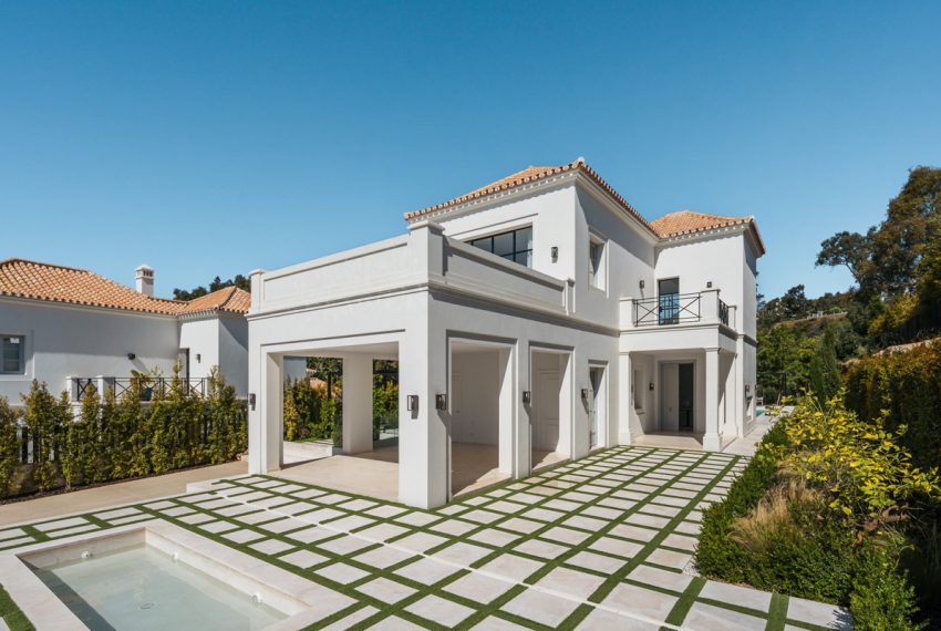 R5023585-Villa-For-Sale-Nueva-Andalucia-Detached-4-Beds-476-Built-10