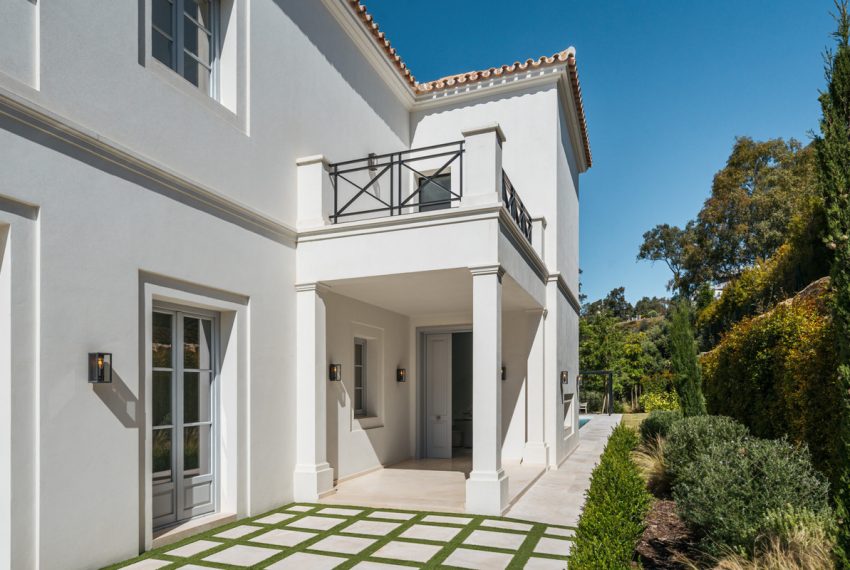 R5023585-Villa-For-Sale-Nueva-Andalucia-Detached-4-Beds-476-Built-12