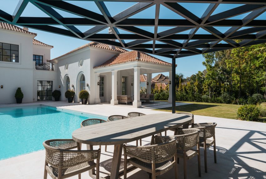 R5023585-Villa-For-Sale-Nueva-Andalucia-Detached-4-Beds-476-Built-5