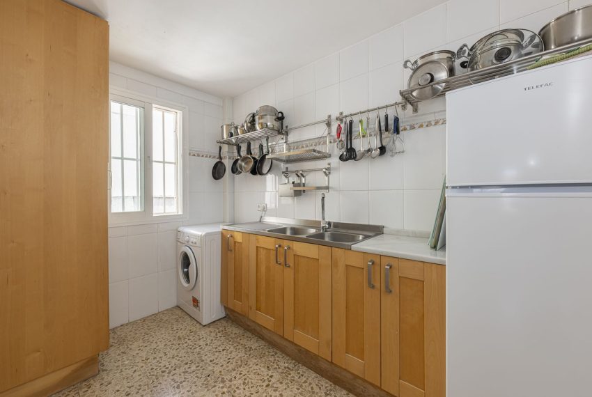 R5032216-Apartment-For-Sale-San-Pedro-de-Alcantara-Penthouse-6-Beds-260-Built-18