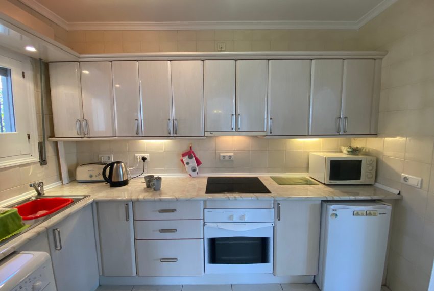 R5034424-Villa-For-Sale-Calahonda-Detached-2-Beds-85-Built-12