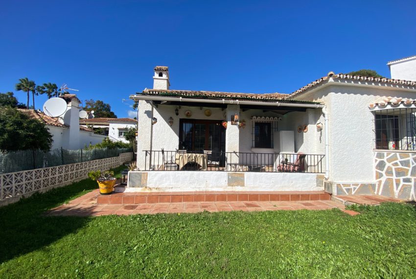 R5034424-Villa-For-Sale-Calahonda-Detached-2-Beds-85-Built-5