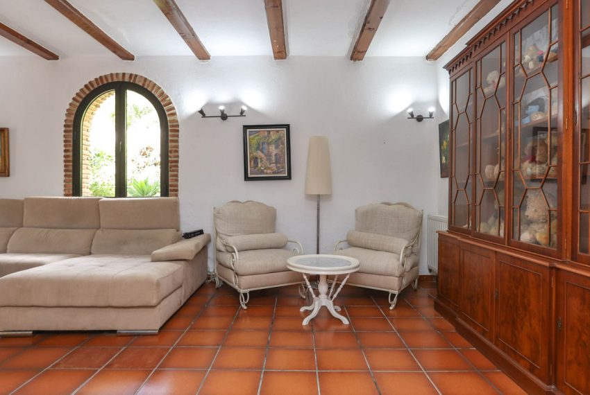 R5038717-Villa-For-Sale-Coin-Detached-7-Beds-366-Built-13