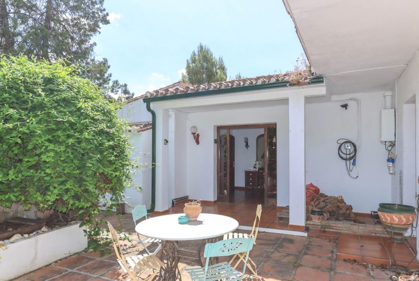 R5038717-Villa-For-Sale-Coin-Detached-7-Beds-366-Built-14