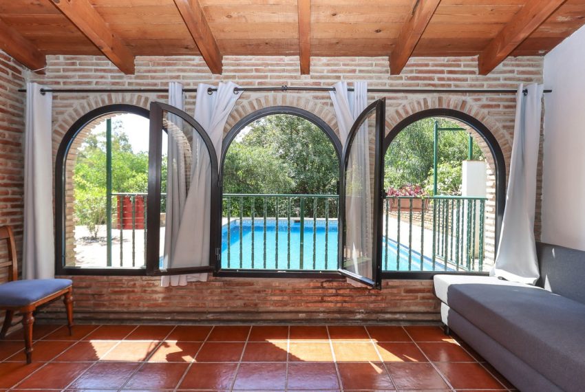 R5038717-Villa-For-Sale-Coin-Detached-7-Beds-366-Built-17