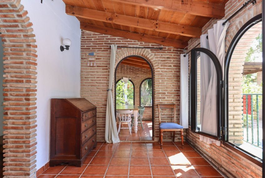 R5038717-Villa-For-Sale-Coin-Detached-7-Beds-366-Built-18