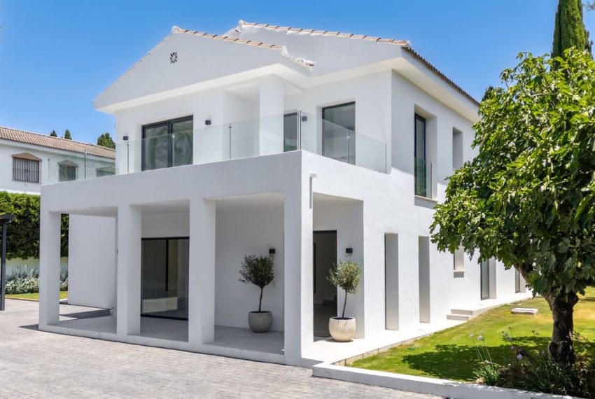 R5039035-Villa-For-Sale-Nagueles-Detached-5-Beds-268-Built-2