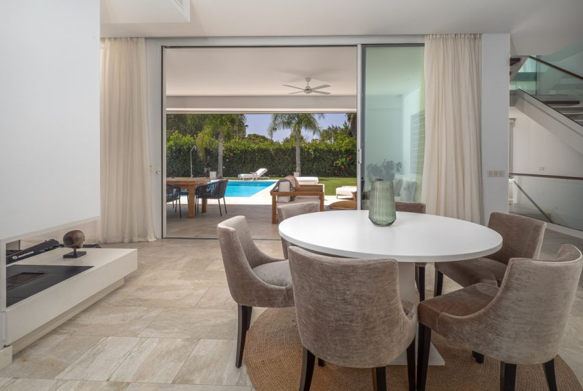 R5039713-Villa-For-Sale-Estepona-Detached-4-Beds-507-Built-17