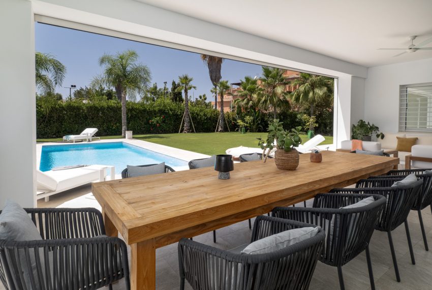 R5039713-Villa-For-Sale-Estepona-Detached-4-Beds-507-Built-3