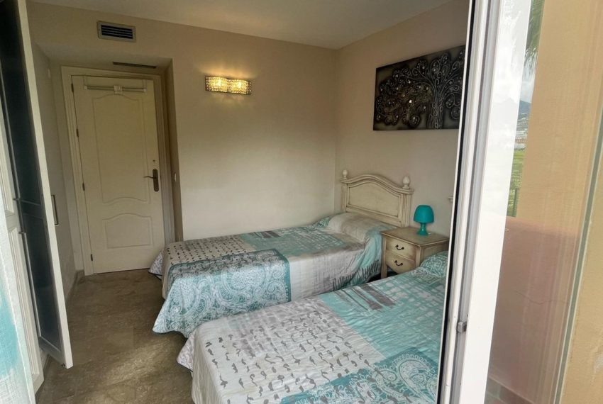 R5040478-Townhouse-For-Sale-Nueva-Andalucia-Terraced-4-Beds-174-Built-18