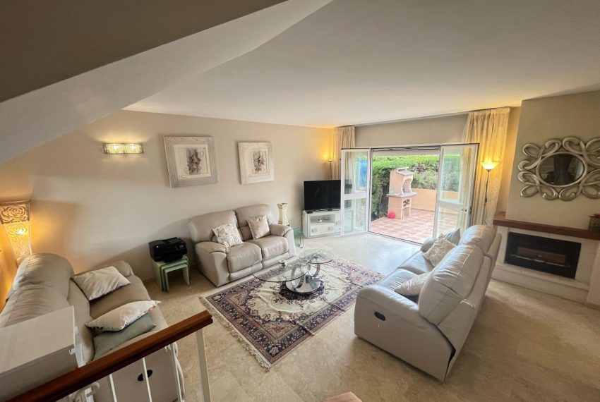 R5040478-Townhouse-For-Sale-Nueva-Andalucia-Terraced-4-Beds-174-Built-5