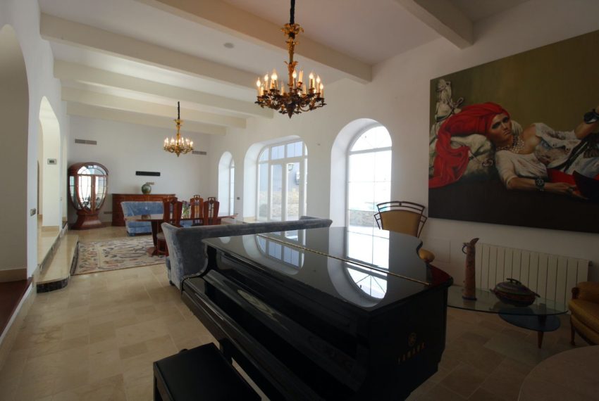 R5043604-Villa-For-Sale-San-Pedro-de-Alcantara-Detached-5-Beds-483-Built-4