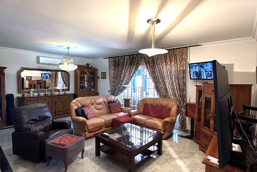R5046493-Villa-For-Sale-San-Pedro-de-Alcantara-Detached-5-Beds-312-Built-2