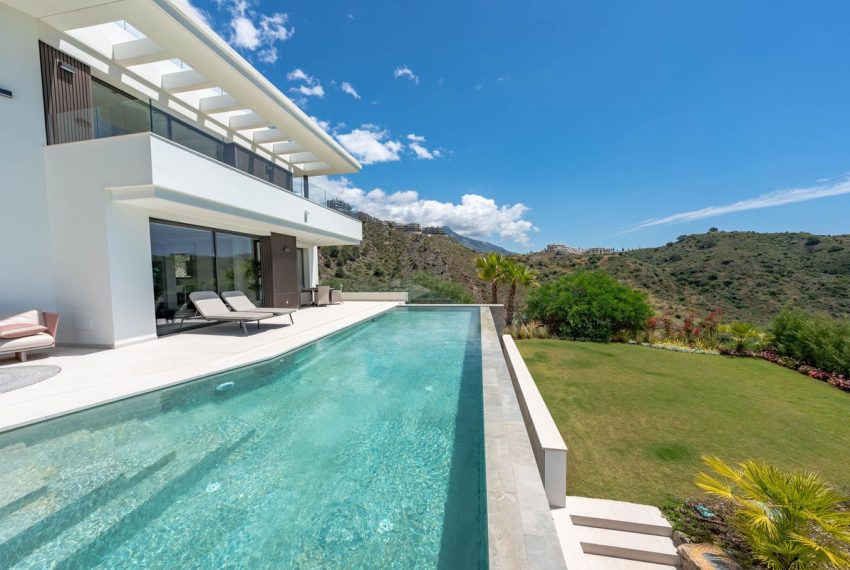 R5046685-Villa-For-Sale-La-Quinta-Detached-5-Beds-817-Built-19