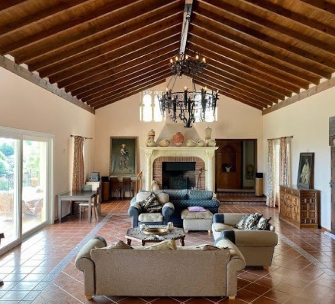 R5046826-Image 1-Finca - 7 Beds - 1000 Built