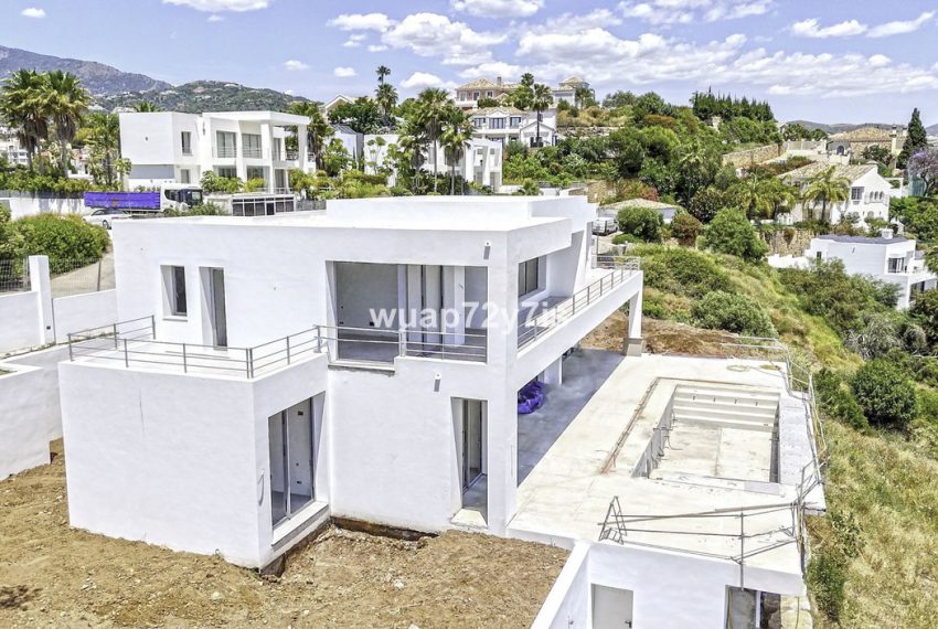 R5048134-Villa-For-Sale-Benahavis-Detached-5-Beds-520-Built-4