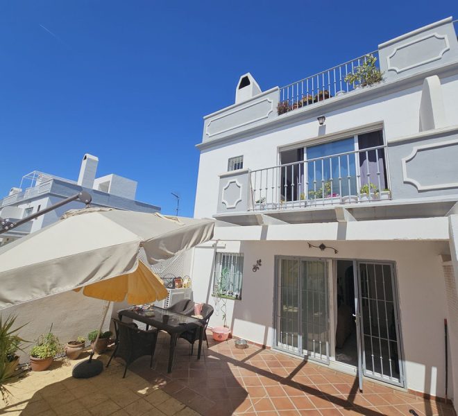 R5048176-Image 1-Semi Detached - 3 Beds - 130 Built