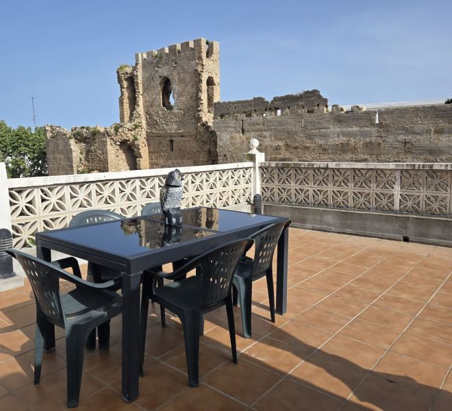 R5049262-Image 1-Terraced - 4 Beds - 118 Built