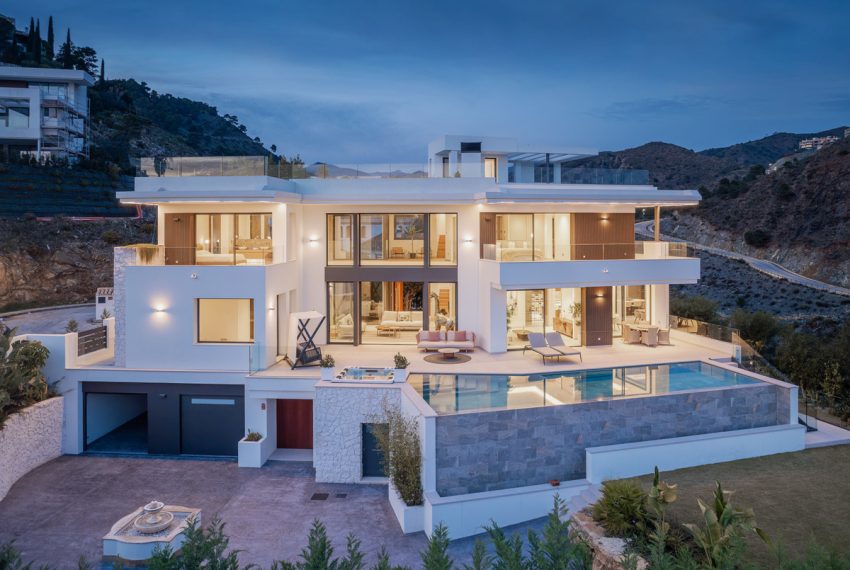 R5049316-Villa-For-Sale-Benahavis-Detached-6-Beds-764-Built