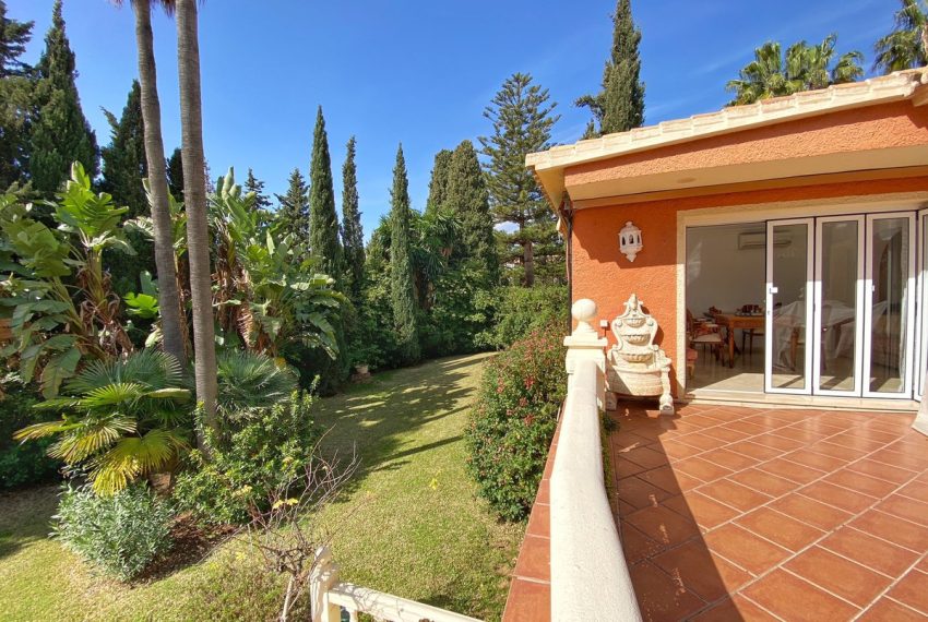 R5051551-Villa-For-Sale-Nagueles-Detached-6-Beds-327-Built-16