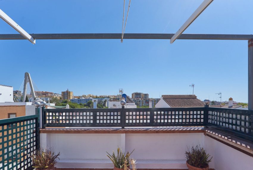 R5054731-Townhouse-For-Sale-Marbella-Terraced-7-Beds-174-Built-1