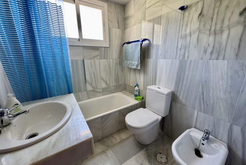 R5054947-Apartment-For-Sale-Marbella-Penthouse-3-Beds-140-Built-11