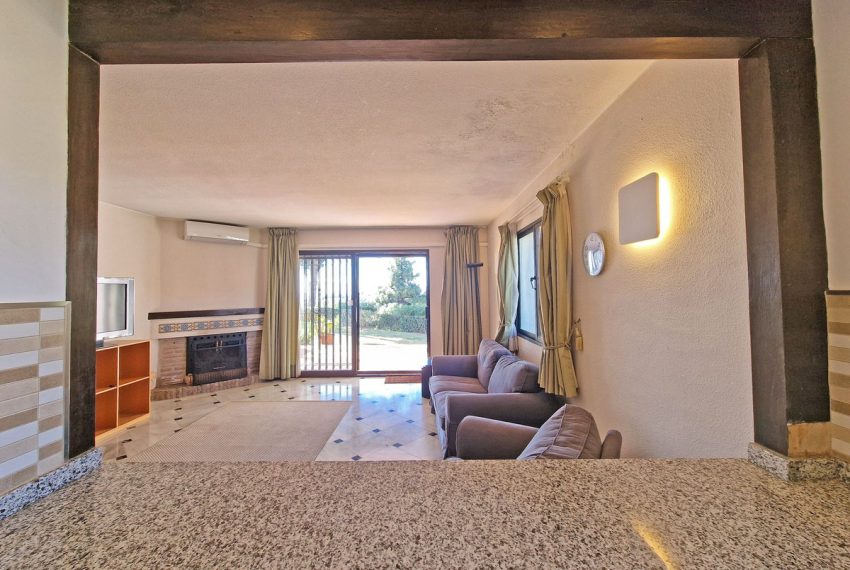 R5055793-Villa-For-Sale-Calahonda-Semi-Detached-3-Beds-146-Built-10