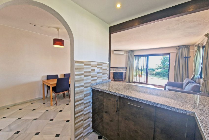 R5055793-Villa-For-Sale-Calahonda-Semi-Detached-3-Beds-146-Built-11