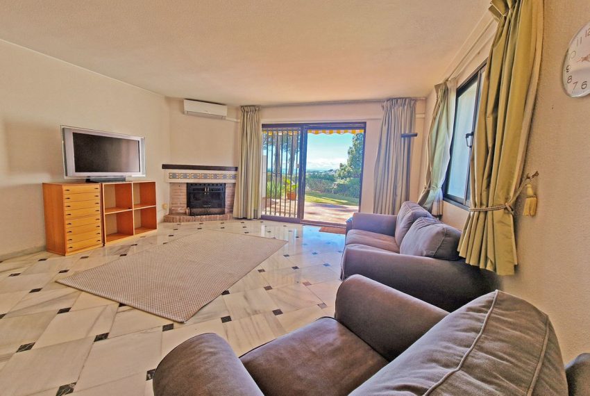 R5055793-Villa-For-Sale-Calahonda-Semi-Detached-3-Beds-146-Built-3