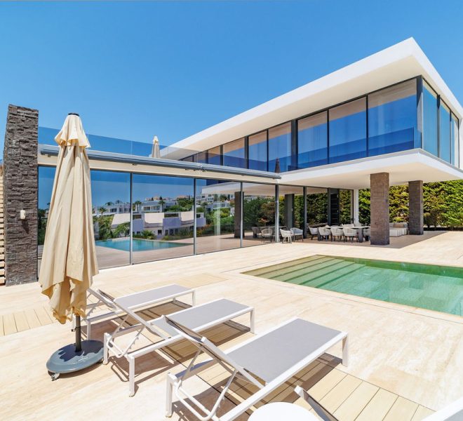 R5055901-Image 1-Detached - 5 Beds - 643 Built