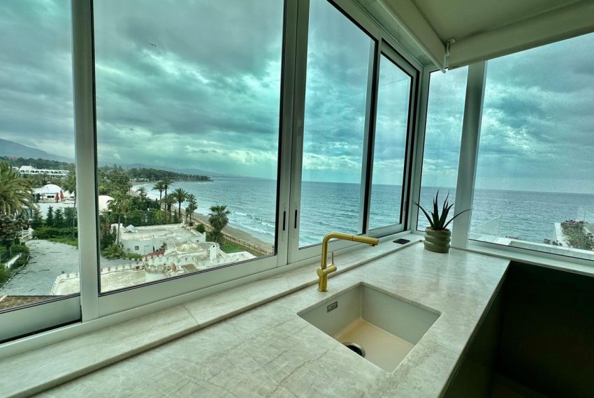 R5056309-Apartment-For-Sale-The-Golden-Mile-Penthouse-3-Beds-195-Built-12