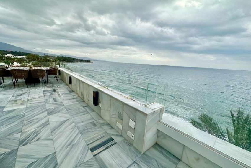 R5056309-Apartment-For-Sale-The-Golden-Mile-Penthouse-3-Beds-195-Built-17