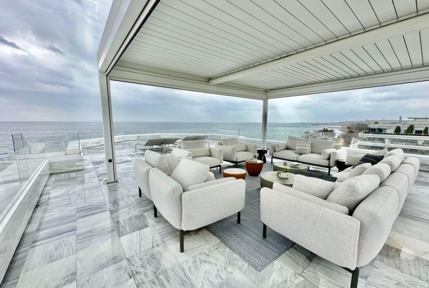 R5056309-Apartment-For-Sale-The-Golden-Mile-Penthouse-3-Beds-195-Built-2