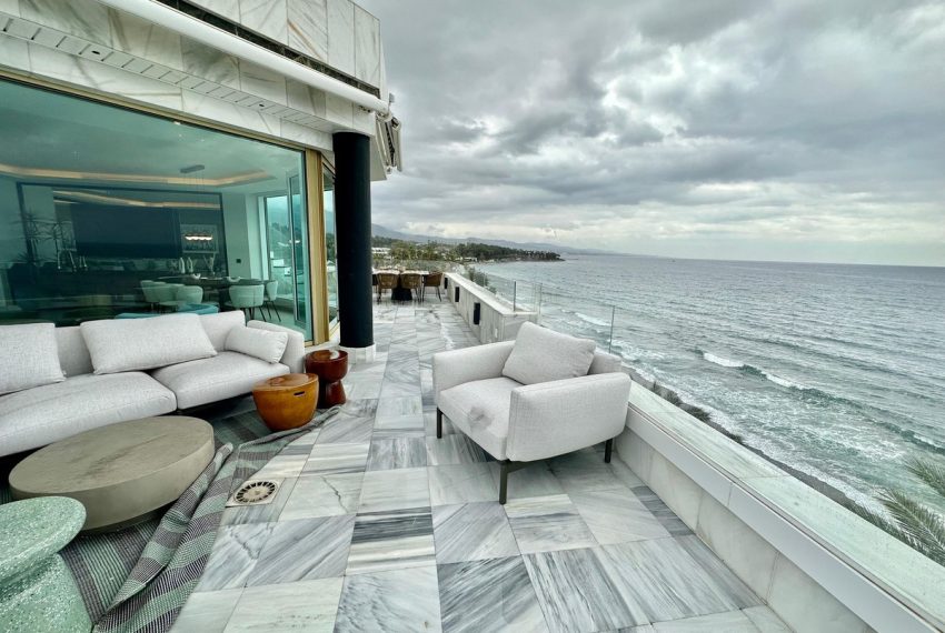 R5056309-Apartment-For-Sale-The-Golden-Mile-Penthouse-3-Beds-195-Built-3