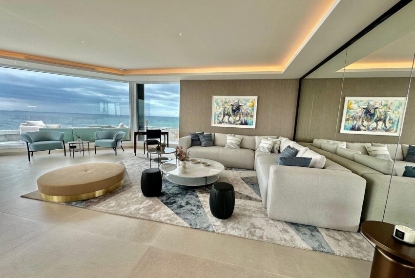 R5056309-Apartment-For-Sale-The-Golden-Mile-Penthouse-3-Beds-195-Built-4