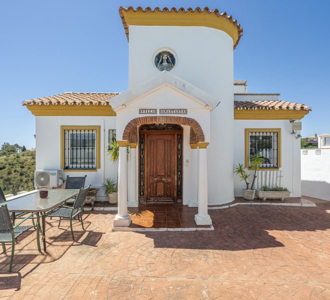 R5058061-Image 1-Detached - 4 Beds - 199 Built