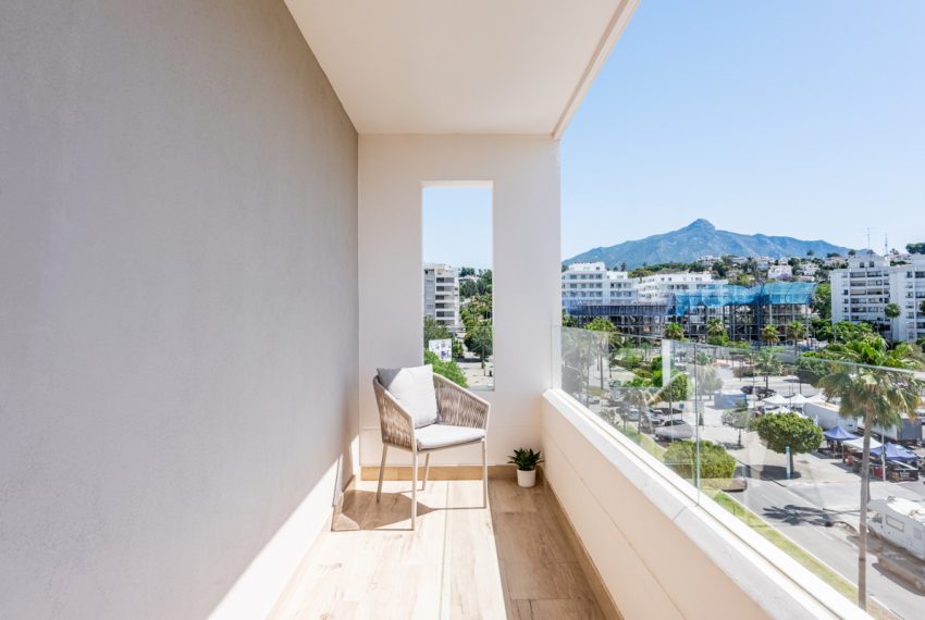 R5058925-Apartment-For-Sale-Nueva-Andalucia-Middle-Floor-3-Beds-119-Built