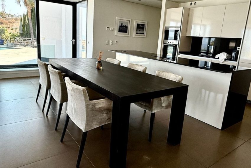 R5061886-Villa-For-Sale-El-Paraiso-Detached-4-Beds-591-Built-14