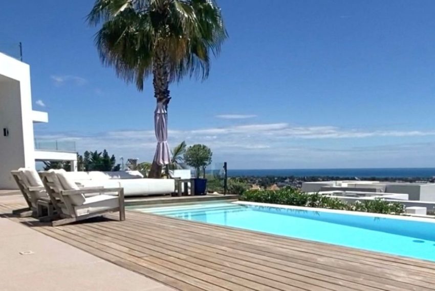 R5061886-Villa-For-Sale-El-Paraiso-Detached-4-Beds-591-Built-2