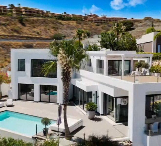 R5061886-Image 1-Detached - 4 Beds - 591 Built